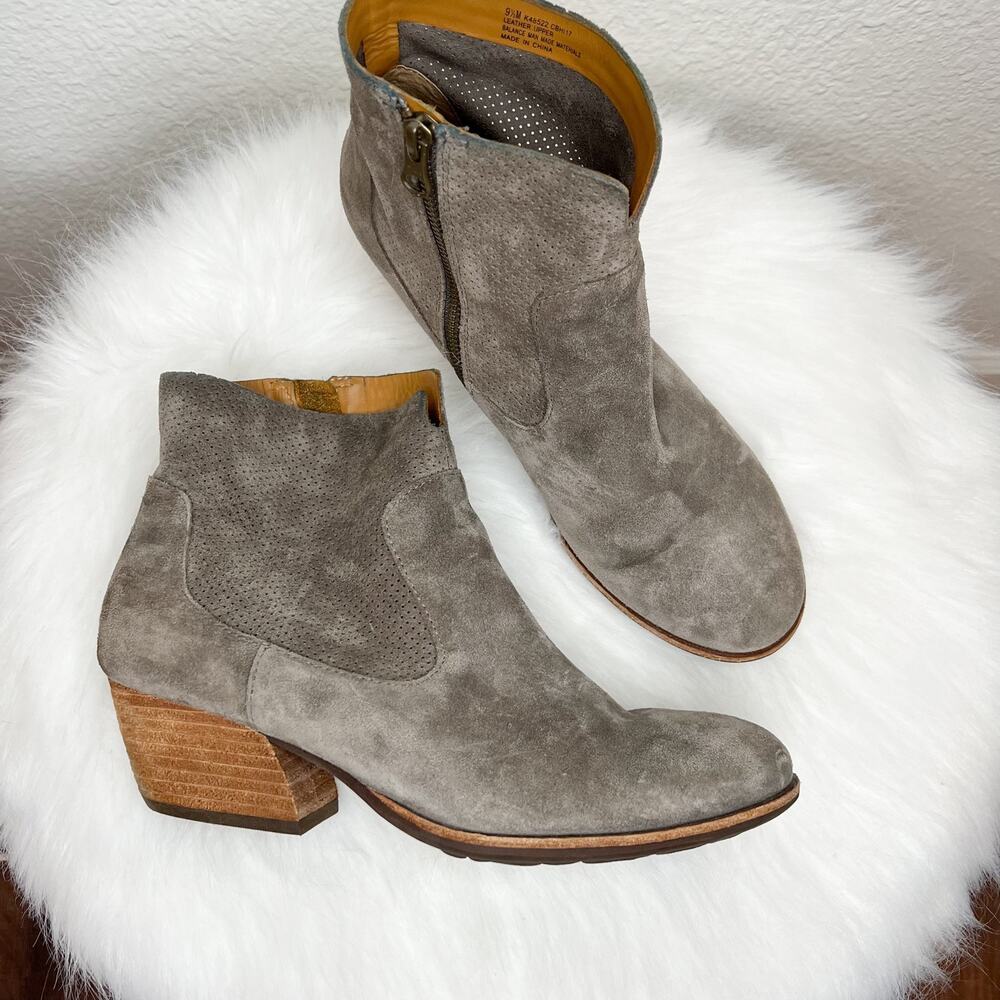 Kork-Ease Sherrill Suede Leather Ankle Bootie Size 9.5